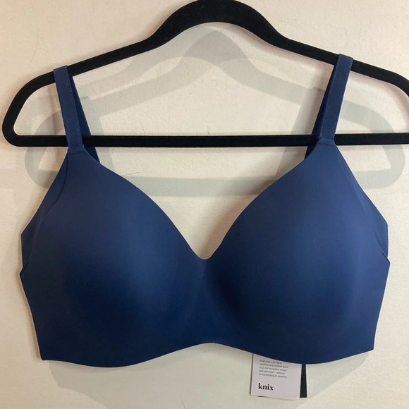 knix Other - KNIX Sz  7+ Wingwoman No Underwire Padded Adjustable Straps Bra New with Tags